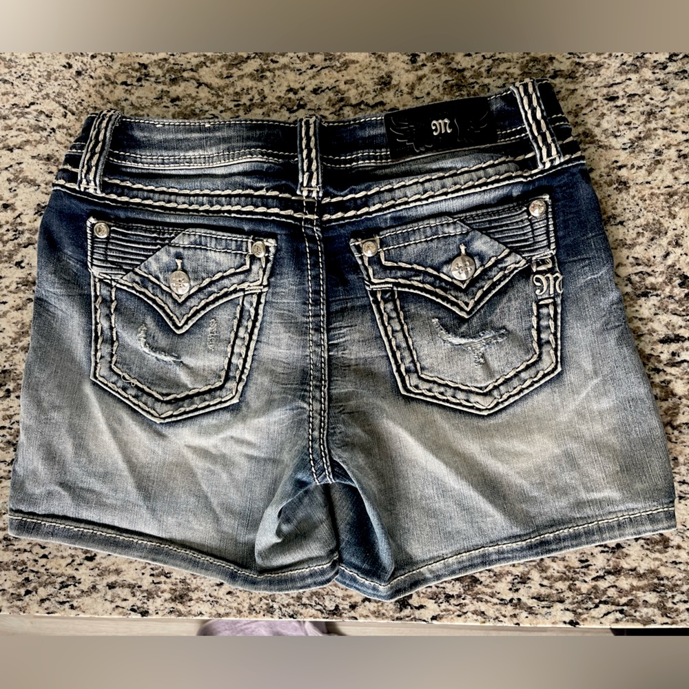 MISS ME SHORTS